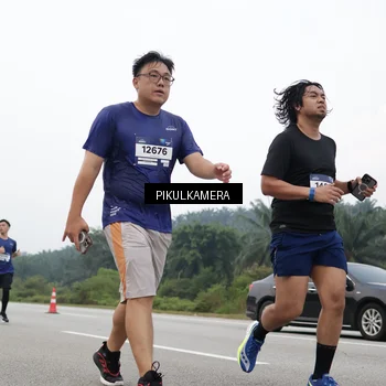 Runner Photo 7439442