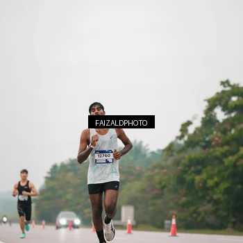 Runner Photo 7439467