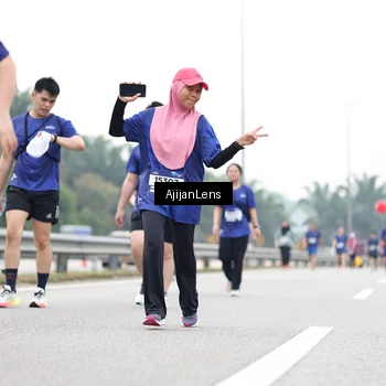 Runner Photo 7439485