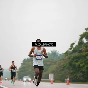 Runner Photo 7439491