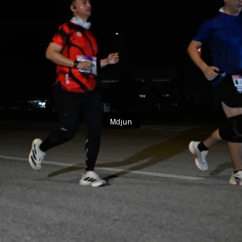 Runner Photo 7439492