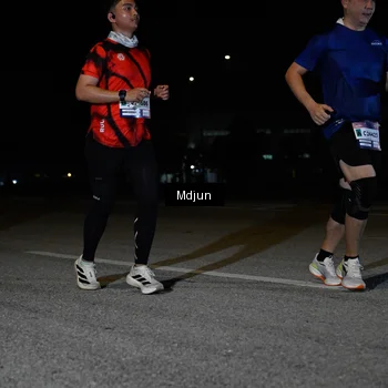 Runner Photo 7439495