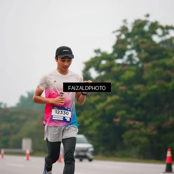 Runner Photo 7439512