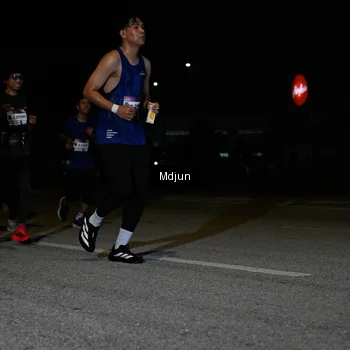 Runner Photo 7439526