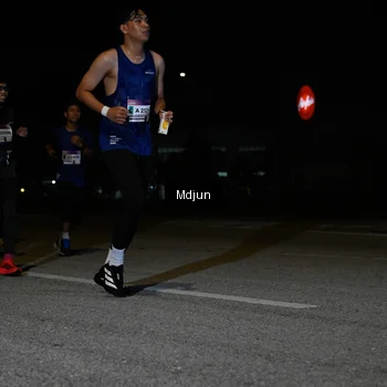 Runner Photo 7439535