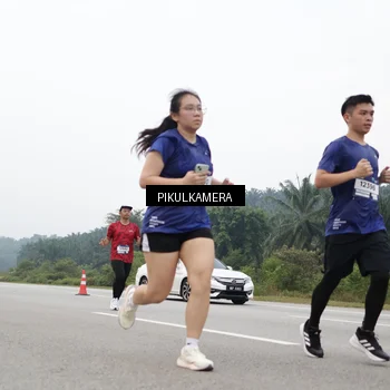 Runner Photo 7439537