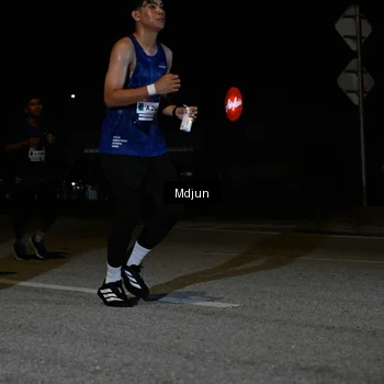 Runner Photo 7439546