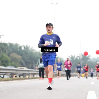 Runner Photo 7439552
