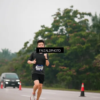 Runner Photo 7439555
