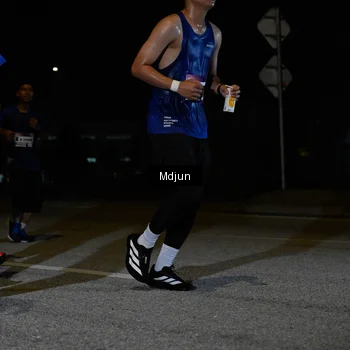 Runner Photo 7439559