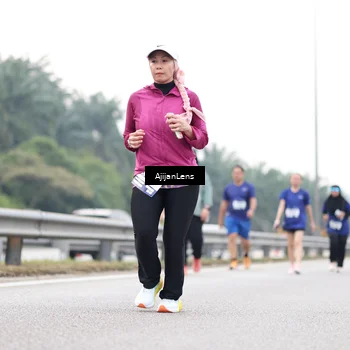 Runner Photo 7439566