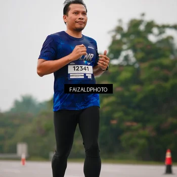 Runner Photo 7439574