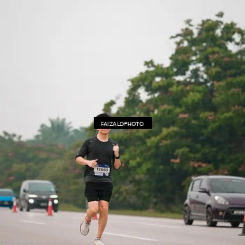 Runner Photo 7439575