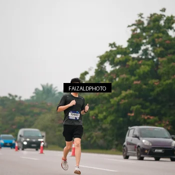 Runner Photo 7439577