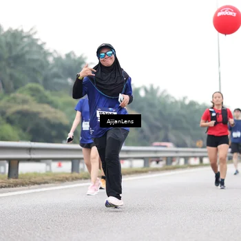 Runner Photo 7439631