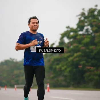 Runner Photo 7439643