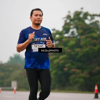 Runner Photo 7439646