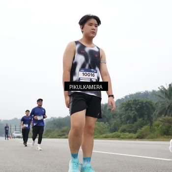 Runner Photo 7439677