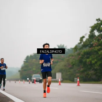Runner Photo 7439689