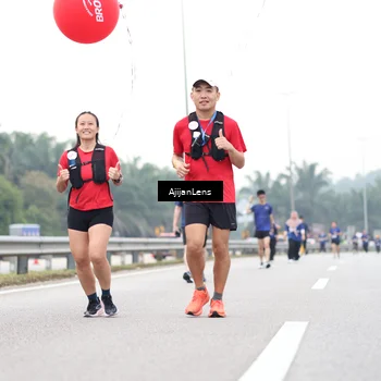 Runner Photo 7439707