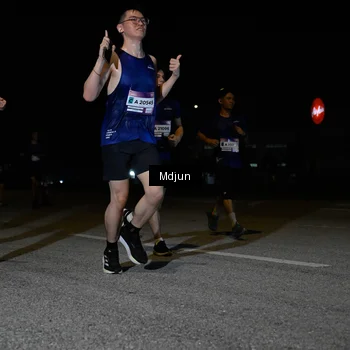 Runner Photo 7439710