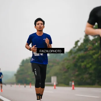 Runner Photo 7439718