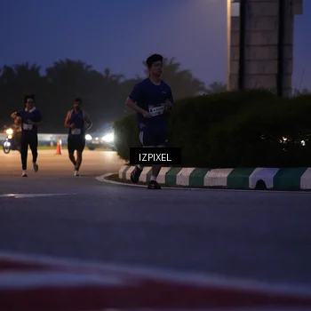 Runner Photo 7439737