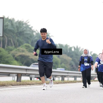 Runner Photo 7439761