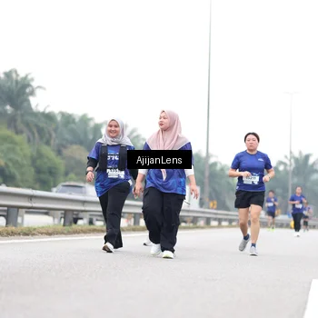 Runner Photo 7439763