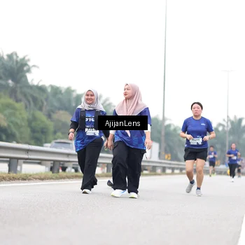 Runner Photo 7439771
