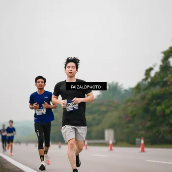 Runner Photo 7439782