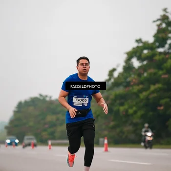 Runner Photo 7439801