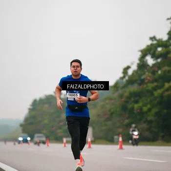 Runner Photo 7439806