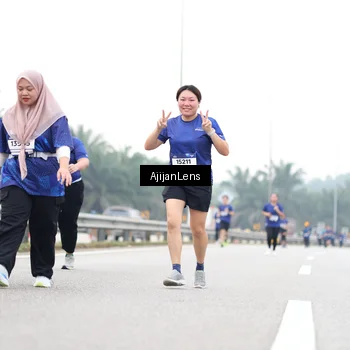 Runner Photo 7439807