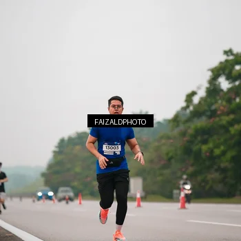 Runner Photo 7439809