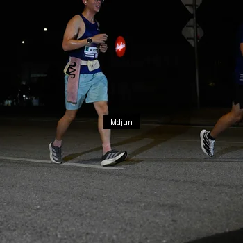 Runner Photo 7439815