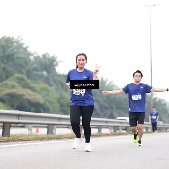 Runner Photo 7439849