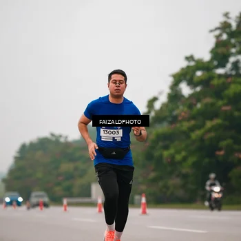 Runner Photo 7439855