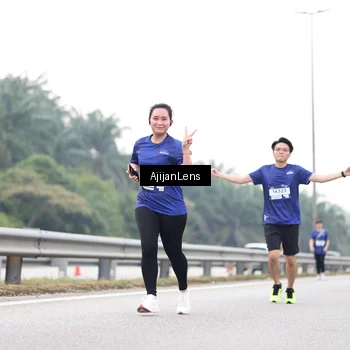 Runner Photo 7439859