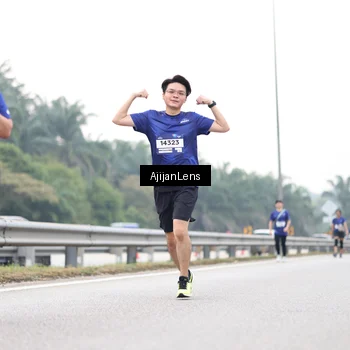 Runner Photo 7439863