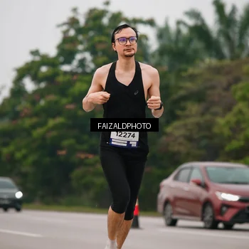 Runner Photo 7439870