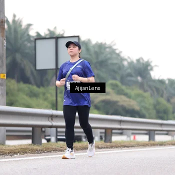 Runner Photo 7439873
