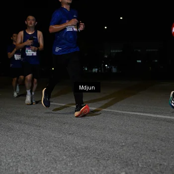 Runner Photo 7439883