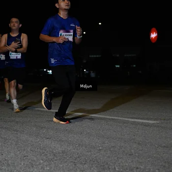 Runner Photo 7439892