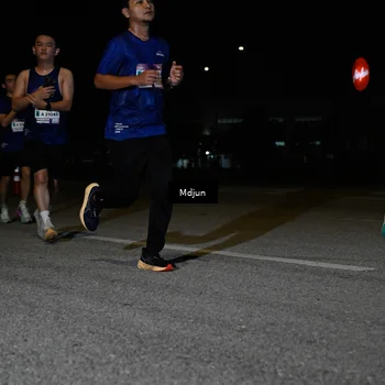Runner Photo 7439893