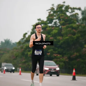 Runner Photo 7439895