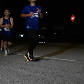 Runner Photo 7439902