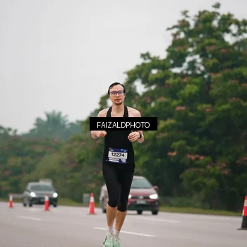 Runner Photo 7439908