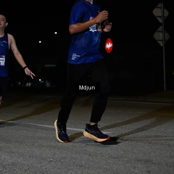 Runner Photo 7439920