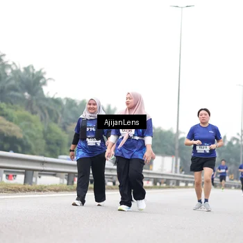Runner Photo 7439931